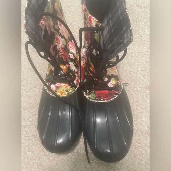Steve Madden Floral Duck Boots - Picture 3 of 5